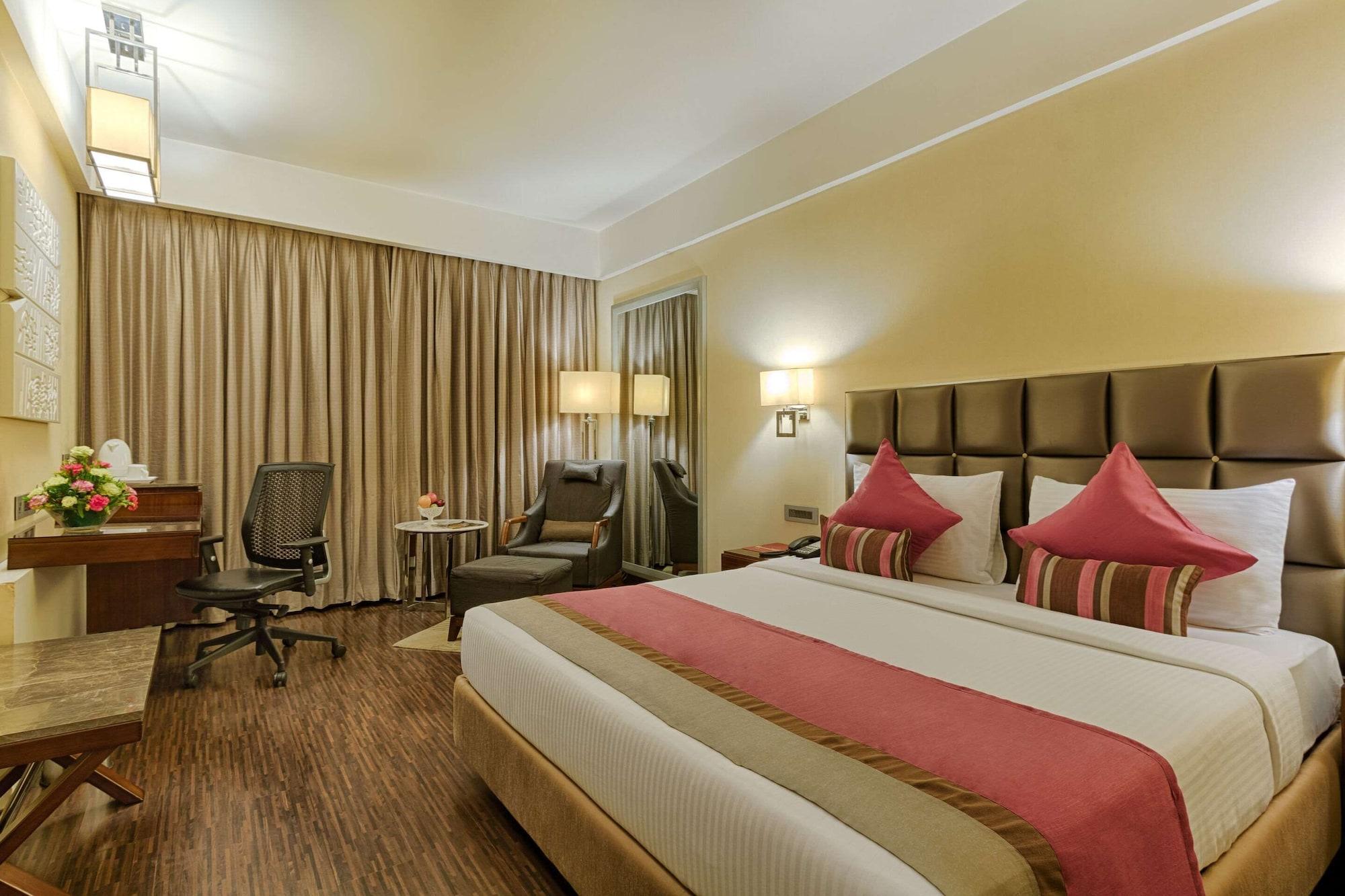 Quality Hotel D V Manor Vijayawāda Exterior foto