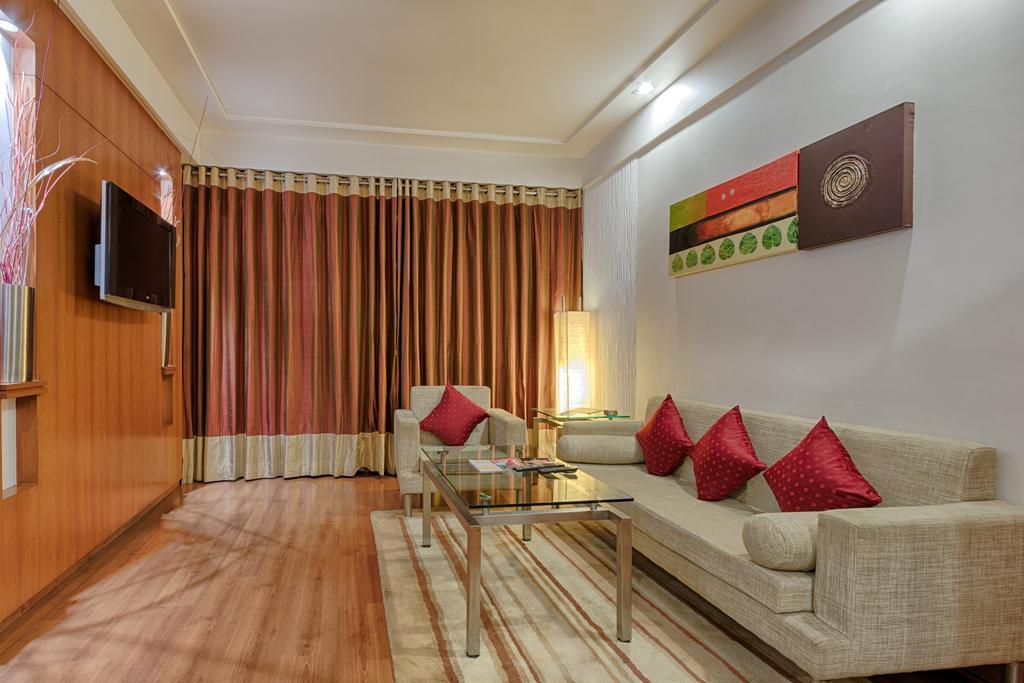 Quality Hotel D V Manor Vijayawāda Exterior foto